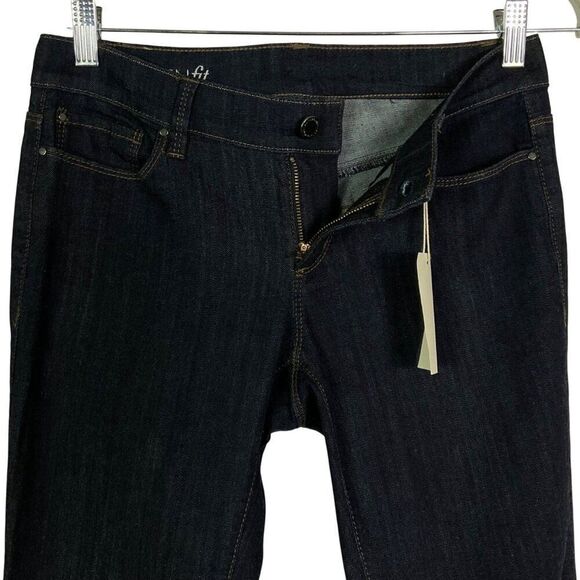 NWT Ann Taylor Modern Fit Bootleg Jeans Size 4 Dark Wash Cotton & Rayon - Picture 3 of 11